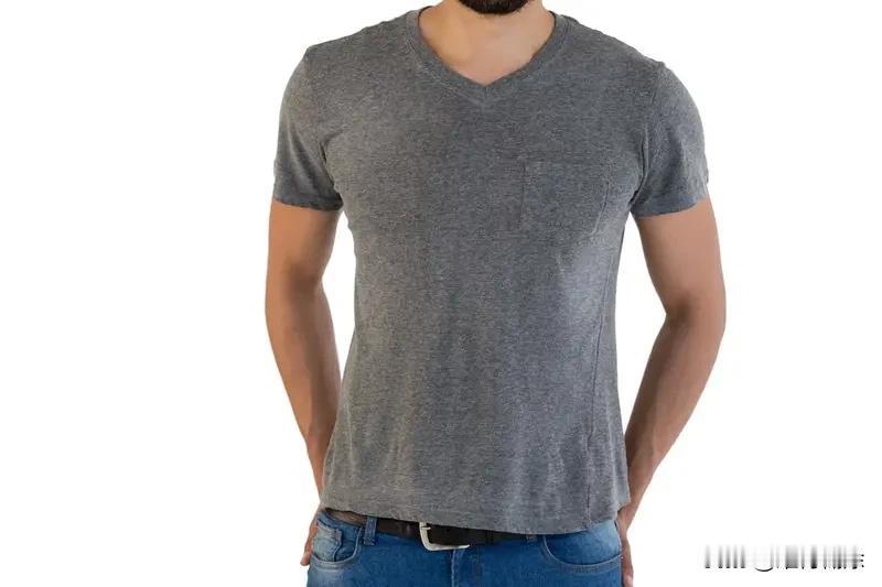 不抽烟、不喝酒、不赌博的男人其实不少。就像那个天天去图书馆抄笔记的灰衬衫男人，生