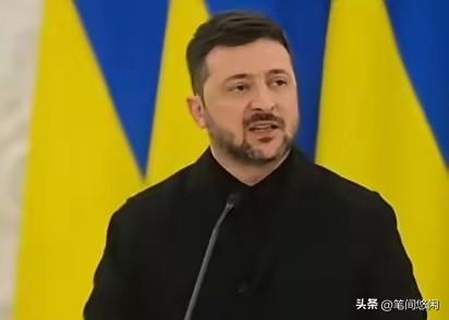 泽连斯基真是将厚颜无耻演绎得相当精彩了，就连不少乌克兰民众都骂他了。
泽连斯基最