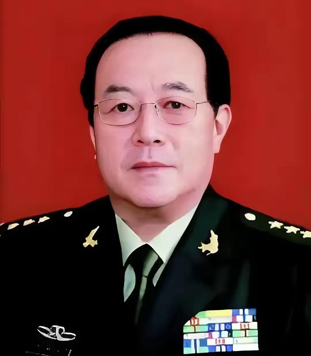 李新良将军走了，但他的事迹永远留在我们心中。他1936年生于山东莱阳普通农家，父