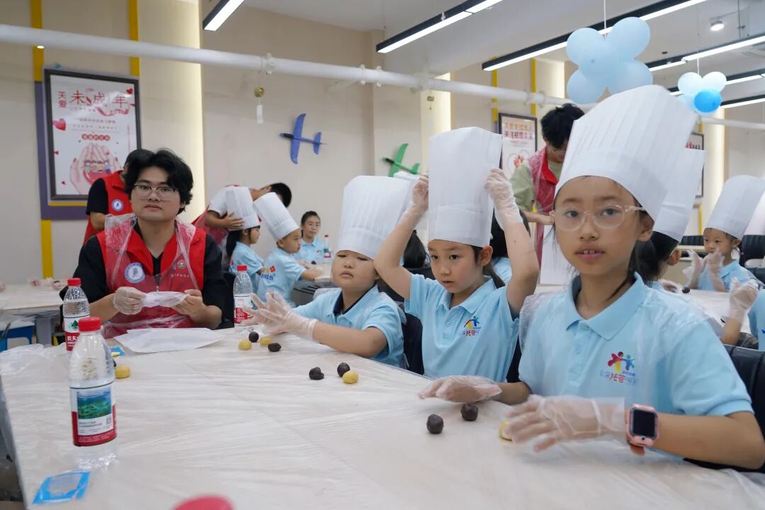 江苏镇江：公益暑托班，家门口的“放心港湾”