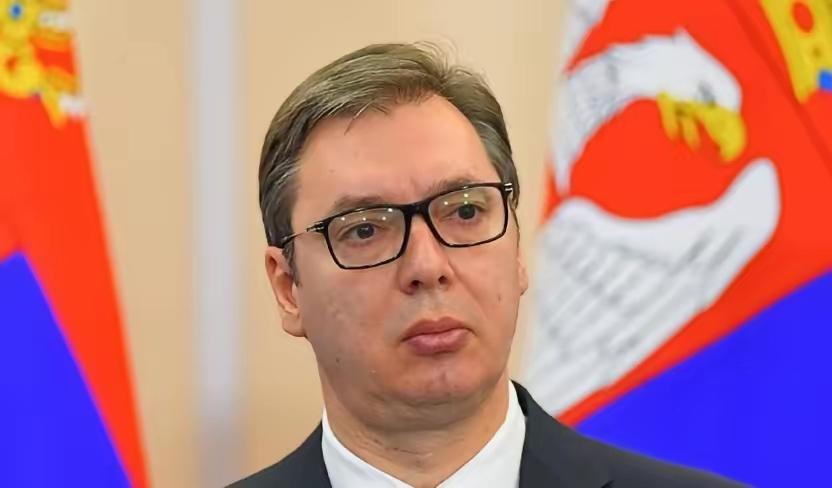 北约 32 国恐怕做梦都没想到，那个曾经被按在地上摩擦的塞尔维亚，如今手里竟多了