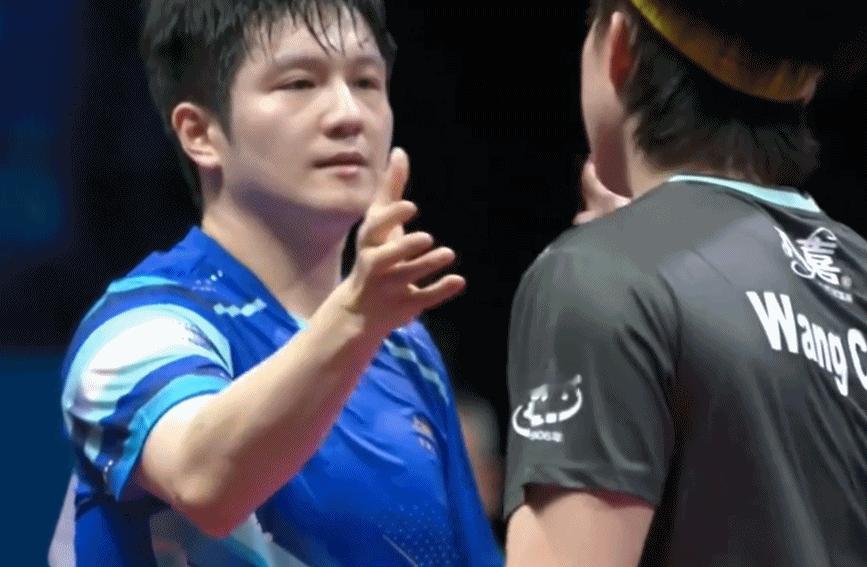 这场赢了，樊振东金牌基本没跑了，4强里面最能打的就是王楚钦，而且这一场王楚钦状态