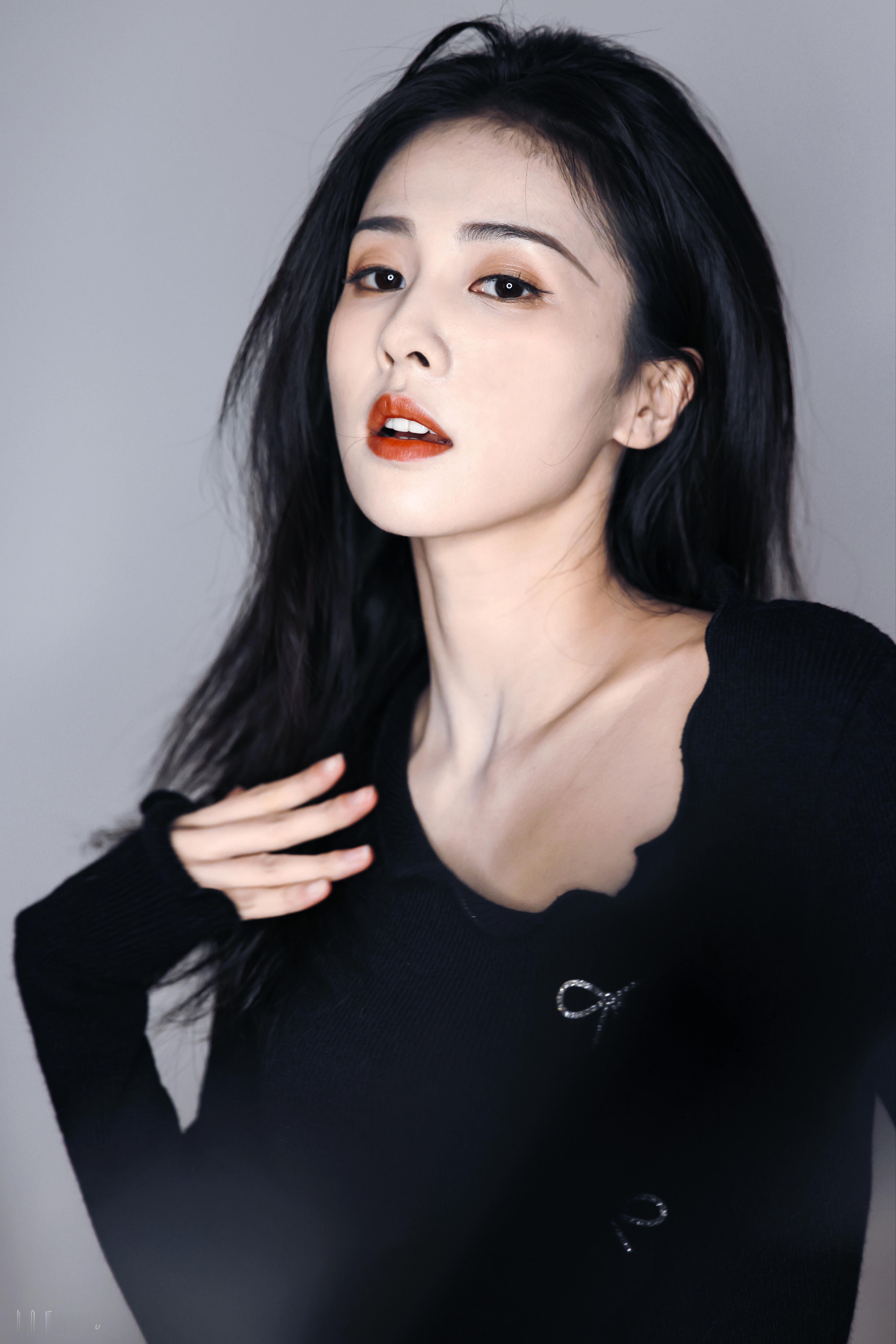白鹿王韵娜 白鹿开到荼蘼 ˚别讲什么情深意重 安稳陪伴最是心动₊‧⊹