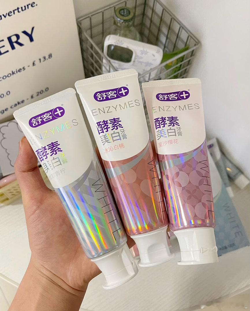 肖战的舒式答案  今年，是我和舒客、也是舒客和全球首席品牌代言人携手的第三年。故