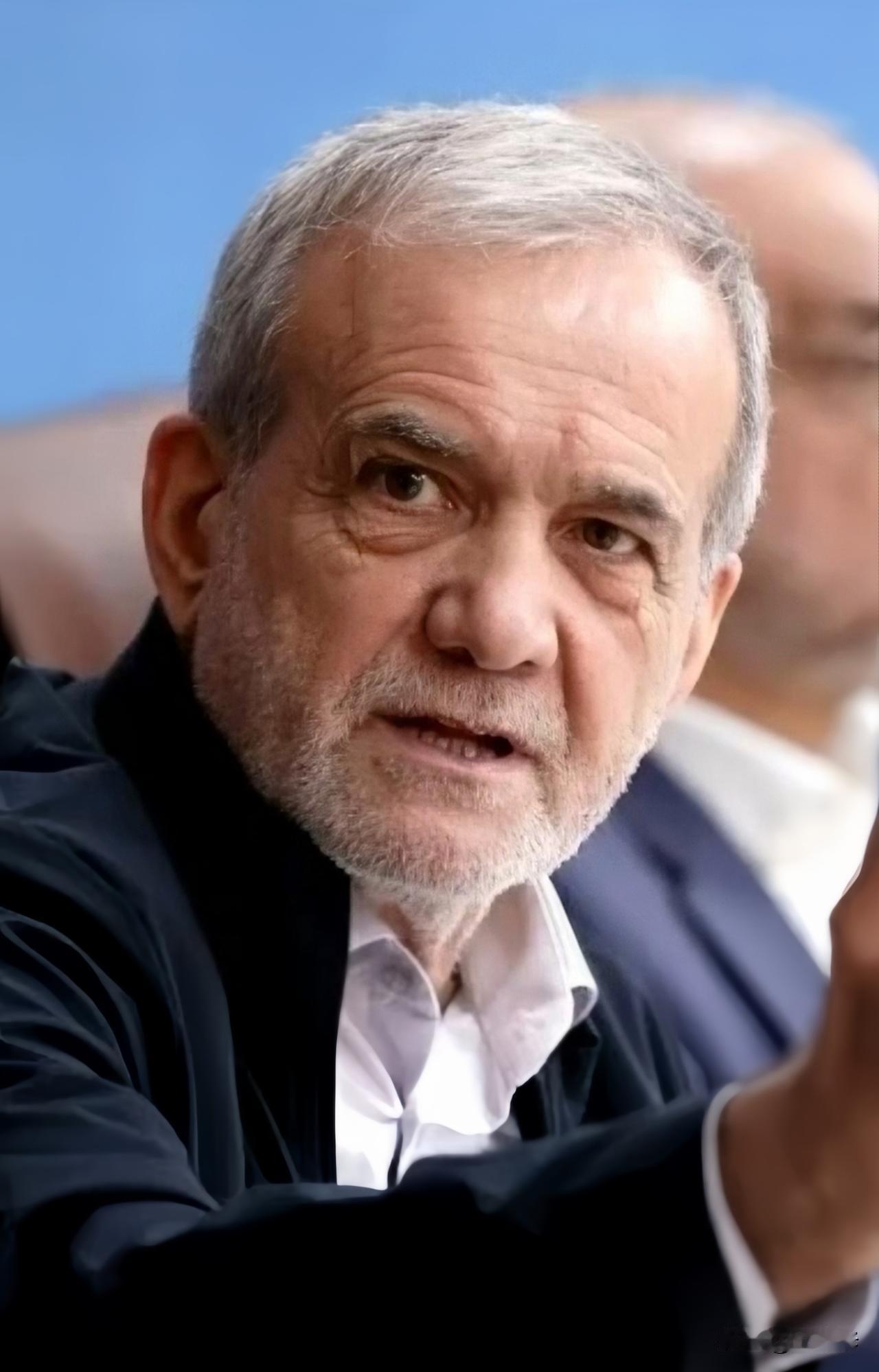 伊朗最新海峡通行细则出炉，针对性极强∶

1.美国和以色列所有船只，无论军用或民