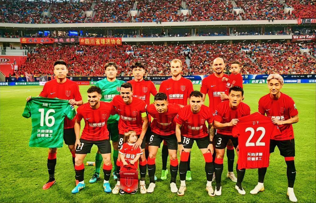 中超最后三轮争冠“三人组”赛程难易程度如下

海港——“地狱难度”
蓉城——“困
