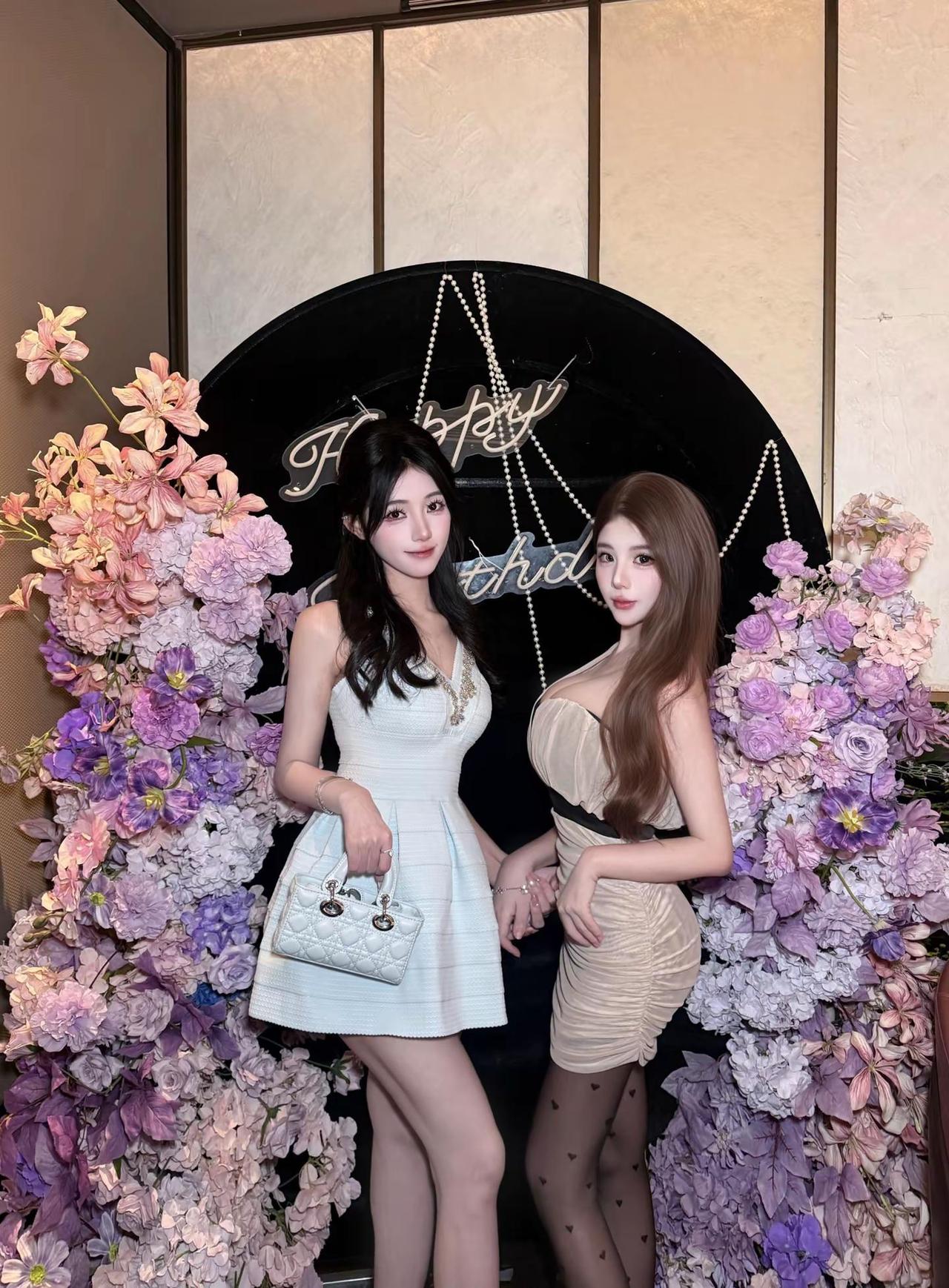 姐妹生日局。礼服party 辣妹聚会穿搭