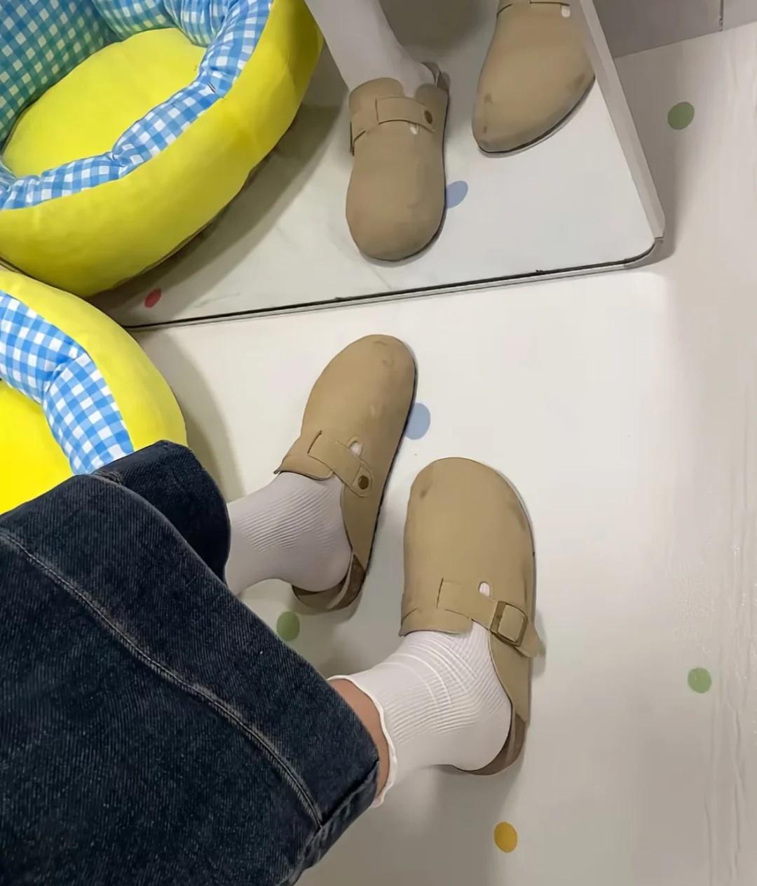 也是穿上勃肯了勃肯鞋穿搭 软乎乎的鞋 白袜子
