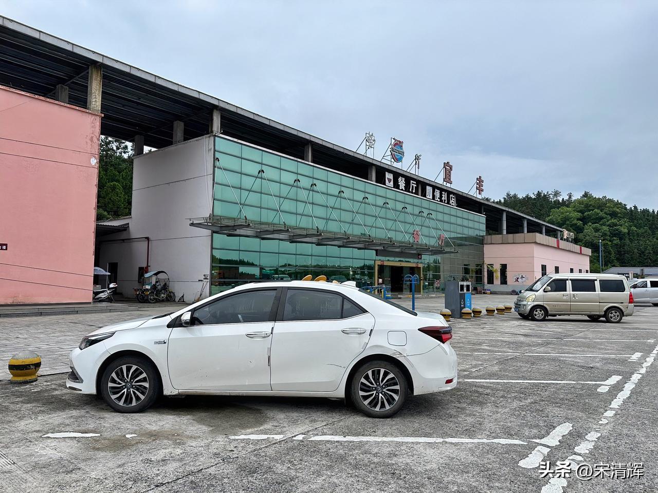 （1339）：孩子，早上好。昨天早上妈妈又梦到你，一边哭一边梦，只见你趴在家里的