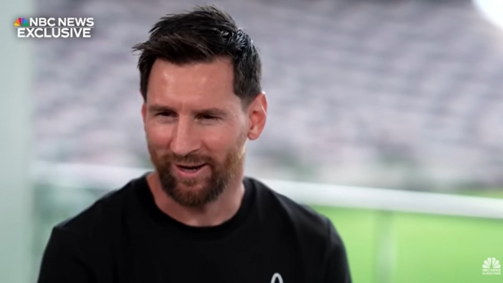 2年前迈阿密首秀任意球绝杀！梅西：那刻是上帝为我准备好的10月28日讯 与迈阿密