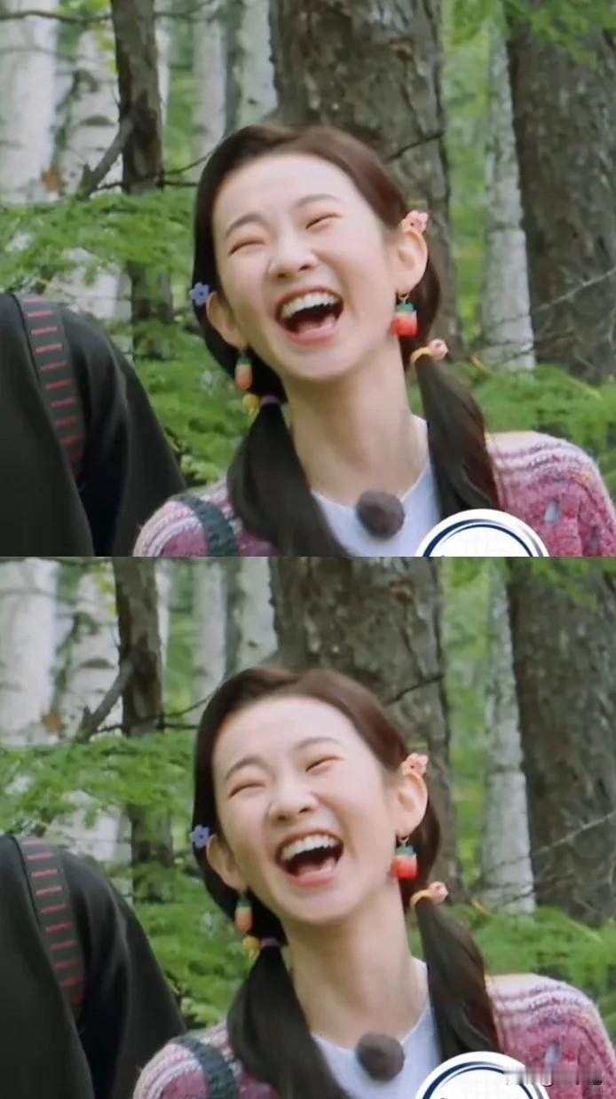 张亦凡一个爱笑的女孩，在《现在就出发》综艺里跟一群幽默的人在一起，那更是笑得肆无