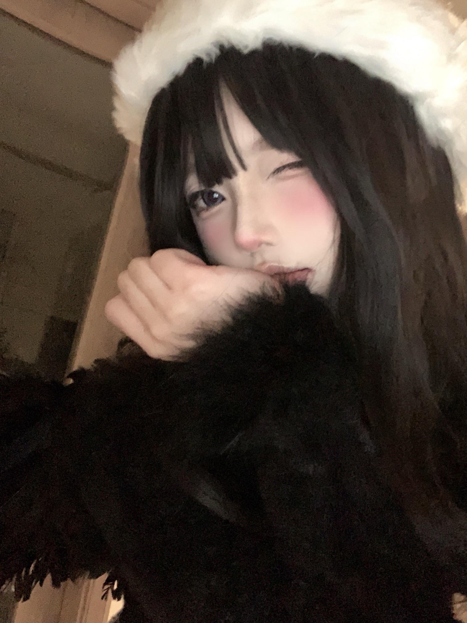 哼 忘记你 该怎么忘记你