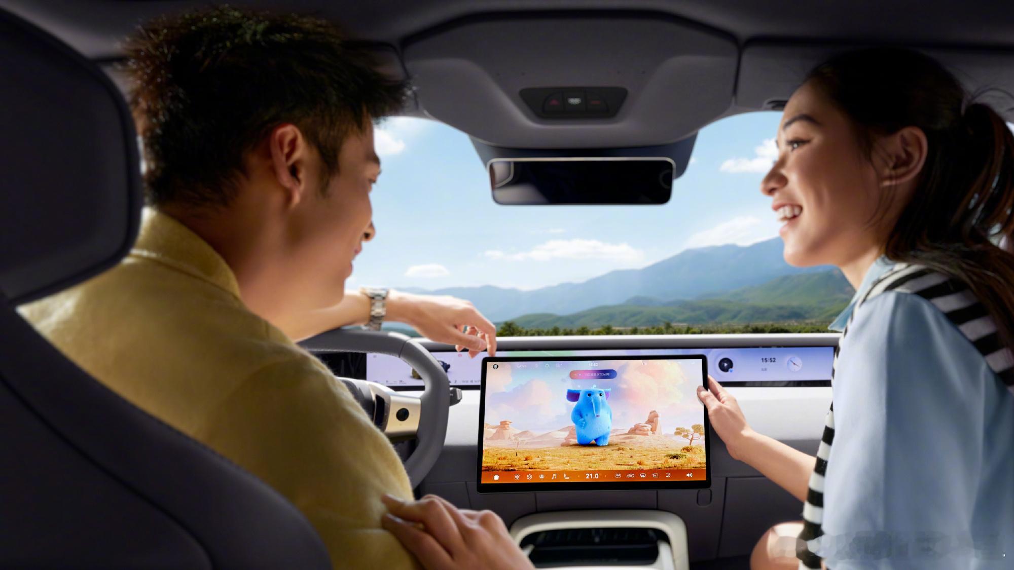 年轻人第一台性能车阿维塔06T今天正式上市，权益后到手价21.59万又是一个大马