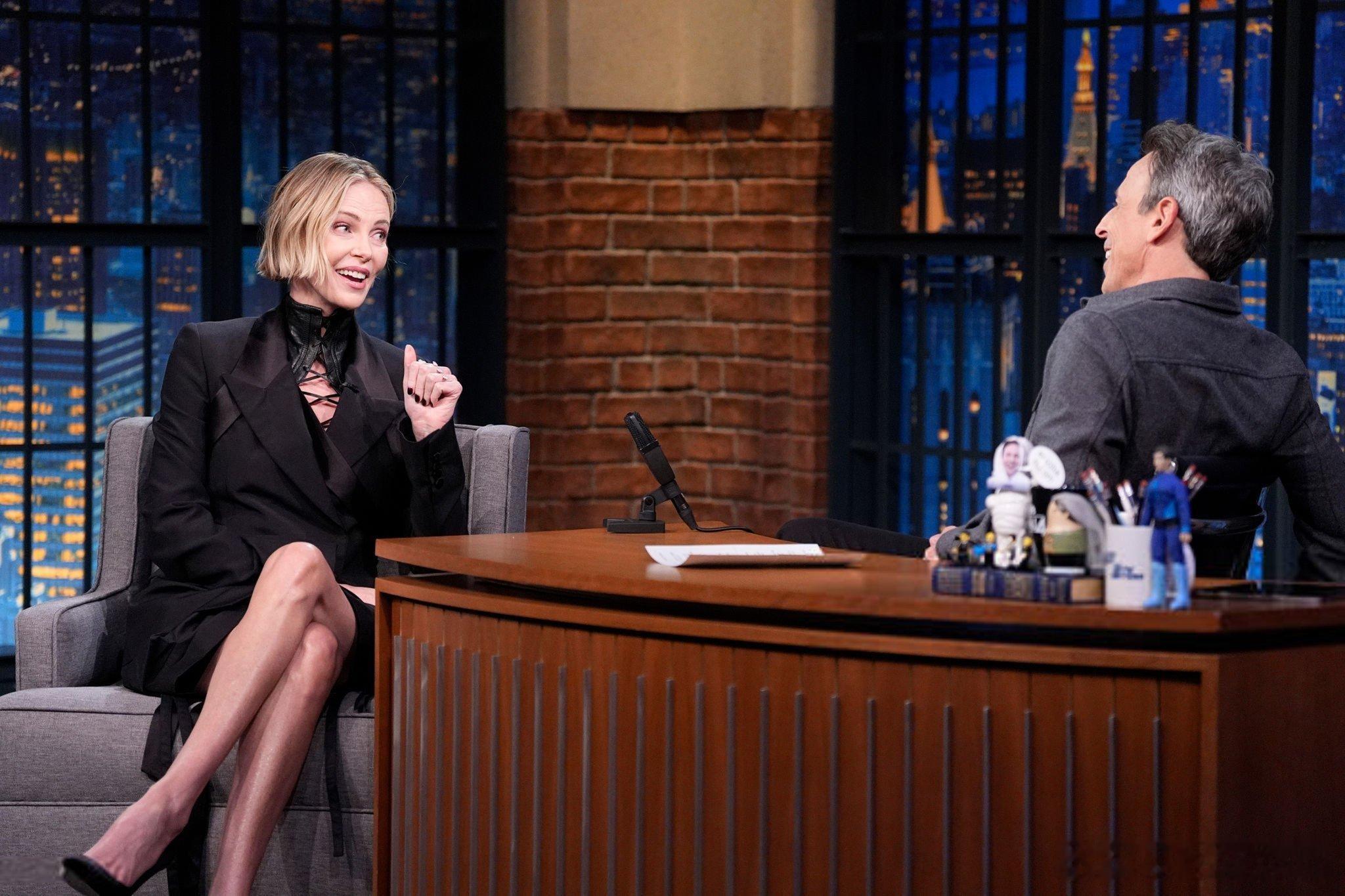 Charlize Theron查理兹塞隆前两天做客《Late night wit