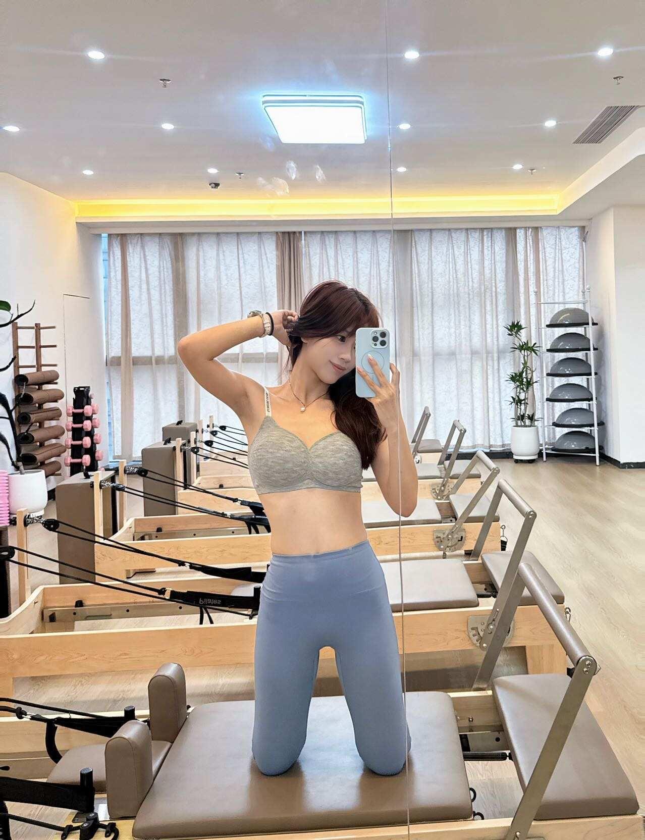 我的普拉提穿搭
穿漂亮衣服过每一天 这都不拿下你 普拉提打卡 普拉提 普拉提教练