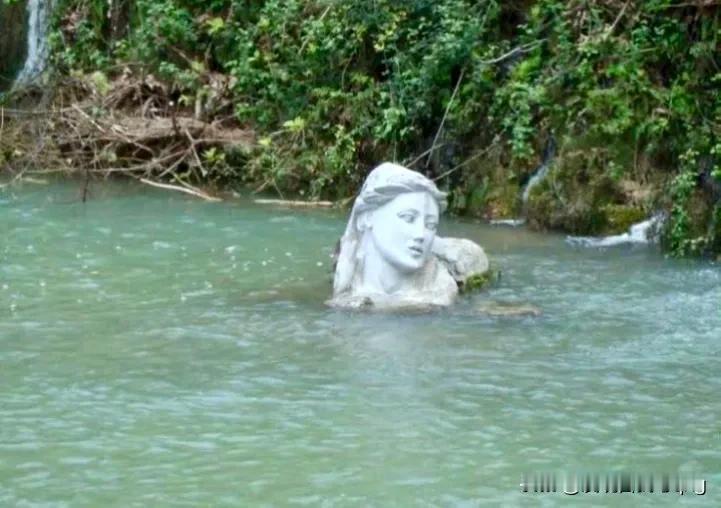 👺群体性“末日”

过去发达国家完成产业升级后，总会把那些劳动密集、污染严重的