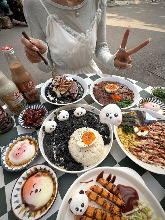 感谢柳州女友带我见世面！🥹巷子里的牛排饭！