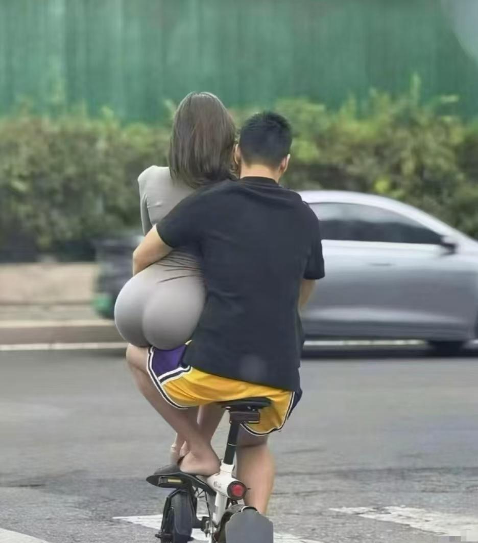 强者从来不抱怨环境，人家为什么能够抱得美人归，看看这个就懂了，只要思想不滑坡，办