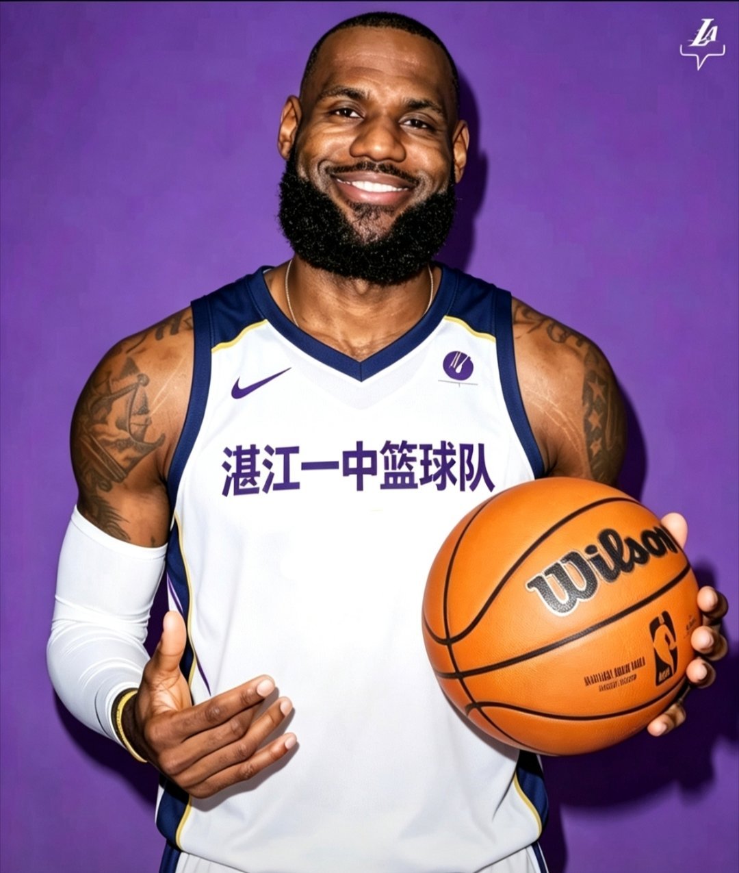 我第一次看NBA总决赛就是在2016年，詹姆斯带队1-3逆转勇士，打出了历史上到