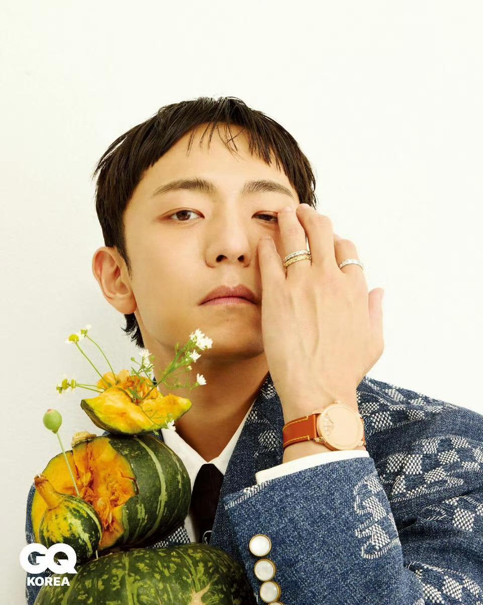 朴千休 x Louis VuittonGQ KOREA September 20