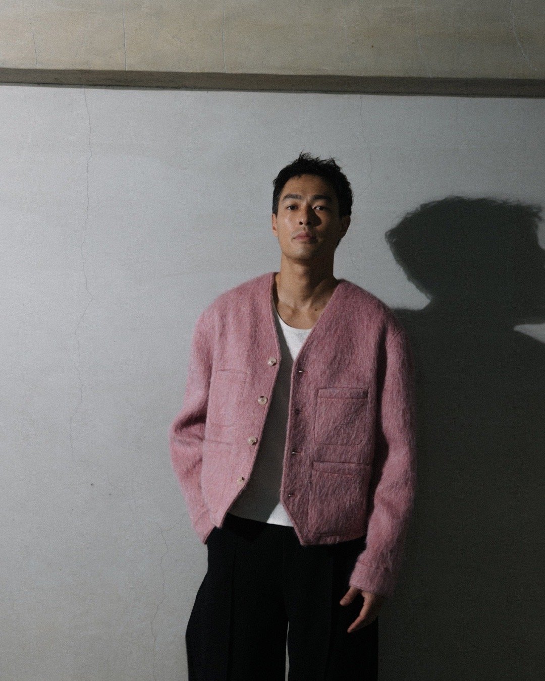 粉外套杀疯了！《监所男子囚生记》11.15开播倒计时，监制+主演双buff加持，