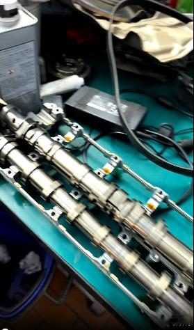 车主投诉【奔驰C级刚出质保凸轮轴中心阀滤网脱落要求厂家予以处理】车主陈女士向汽车