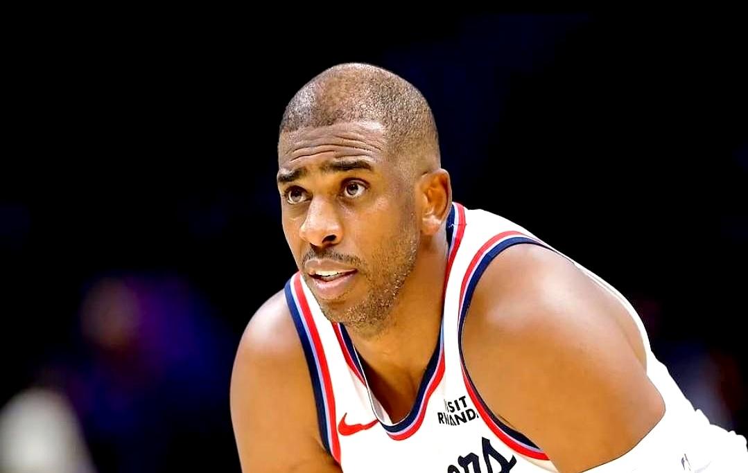 哈登用一场燃尽自己的比赛送给保罗退役夜！克里斯保罗正式宣布这将是他的最后一个赛季