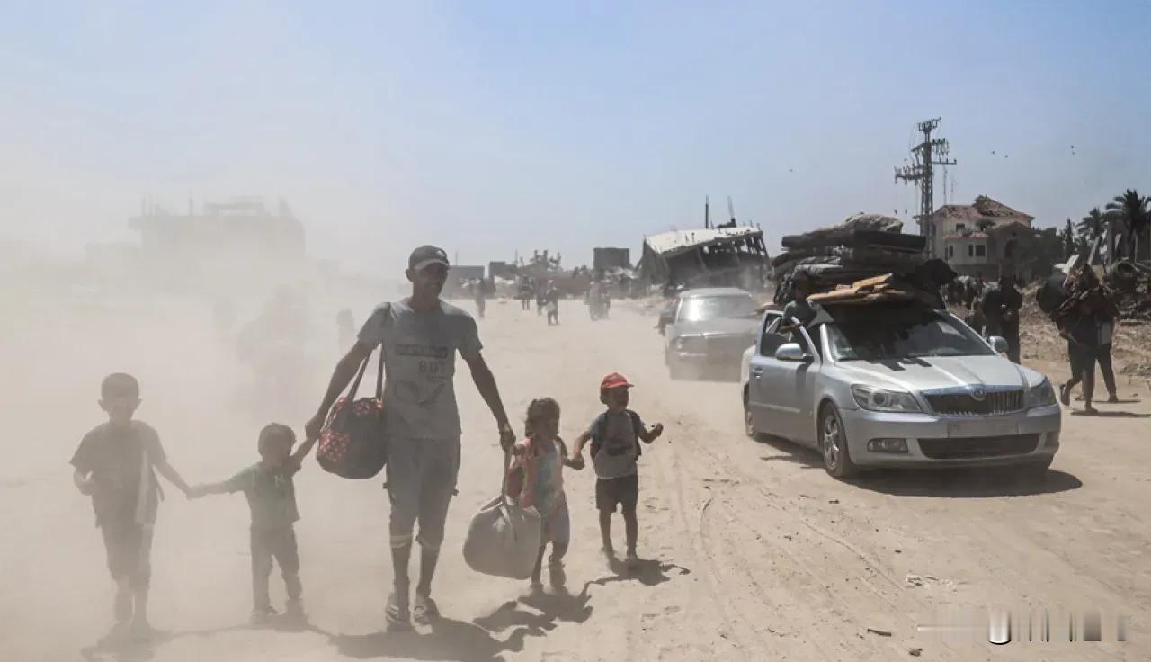 据埃菲社报道，中东局势的剧烈震荡已波及到核心基础设施，伊朗驻俄罗斯大使卡齐姆·贾