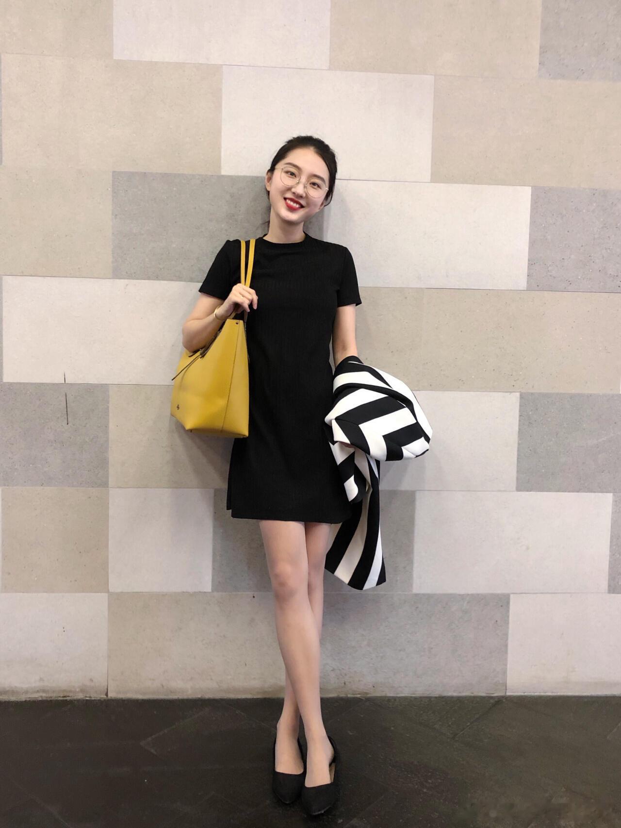 美丽宝妈，性感穿搭～ ​​​