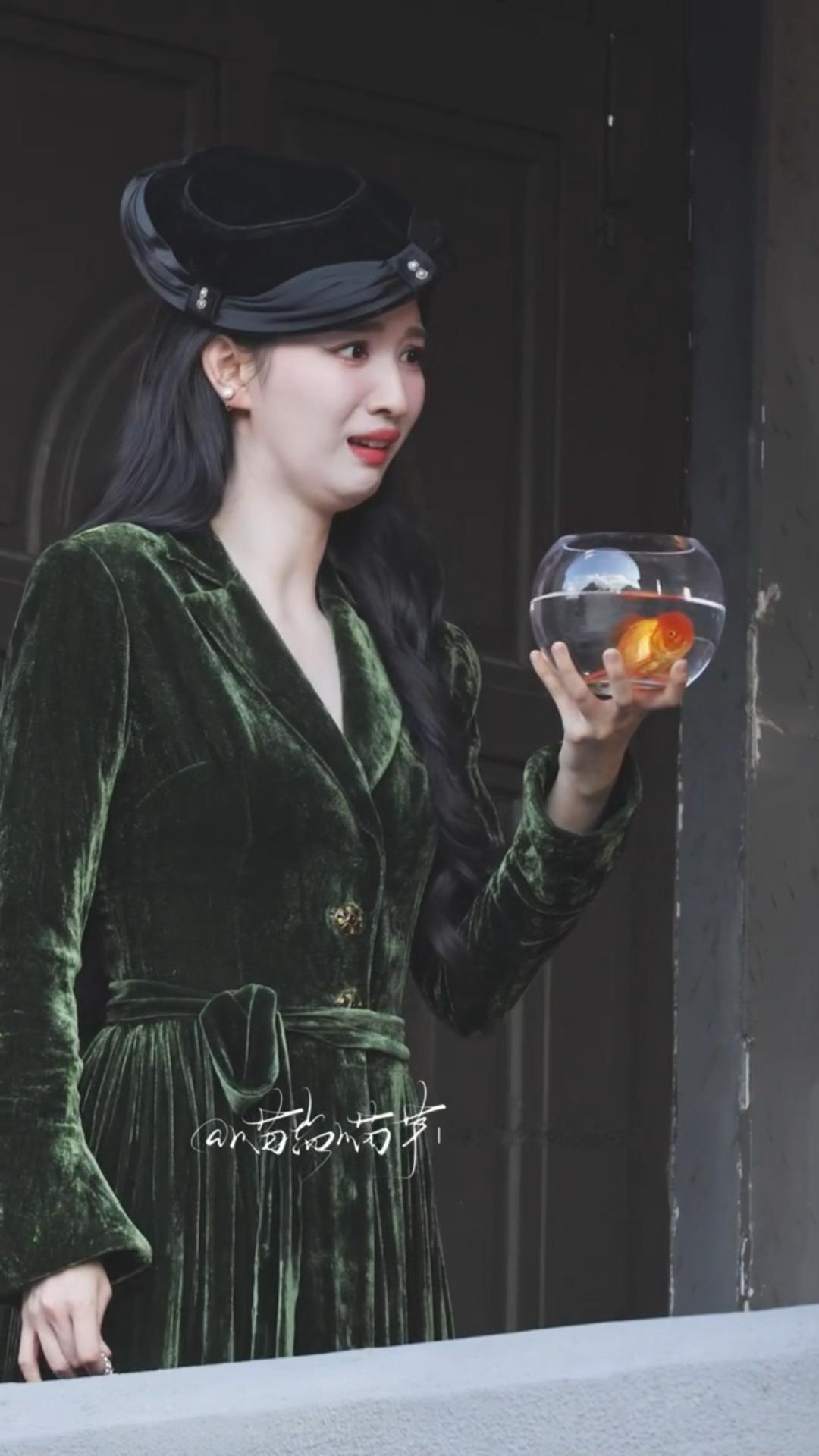 啊啊啊啊啊啊啊啊给我女神吓出表情包了王楚然被虫子吓到的反应王楚然被虫子吓出表情包