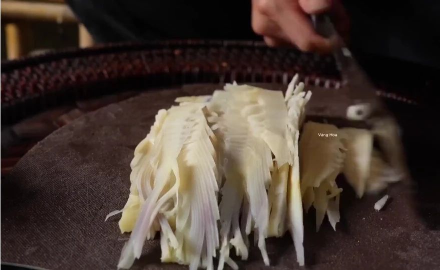 博主跟车清远笋厂，硫磺熏笋竟走正规物流发货