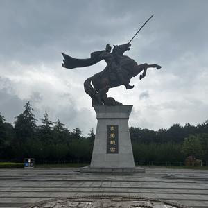 随风飘散的水分子