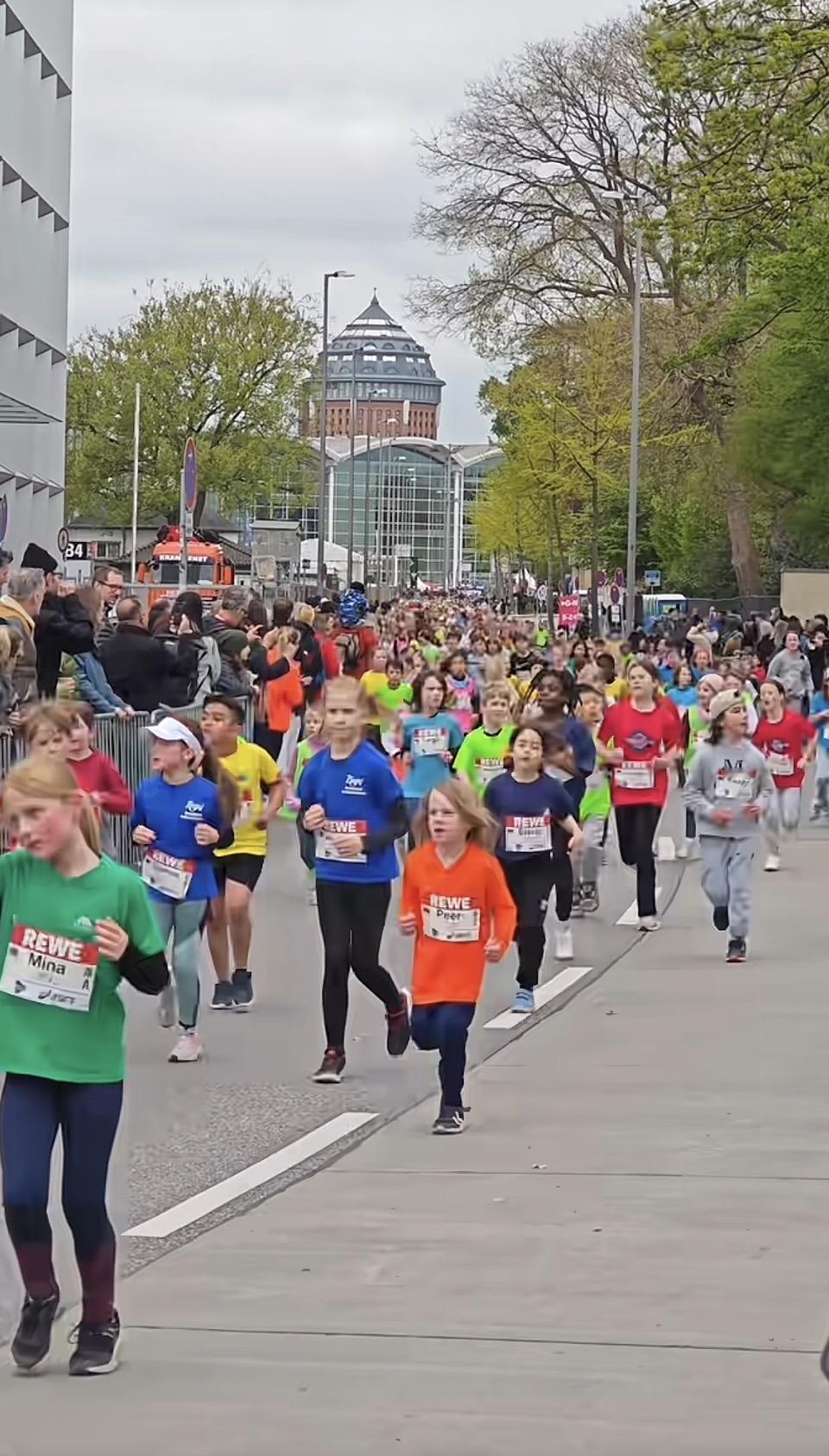 我的今日状态：😎自信酷炫
我这里的天气：🍂微风