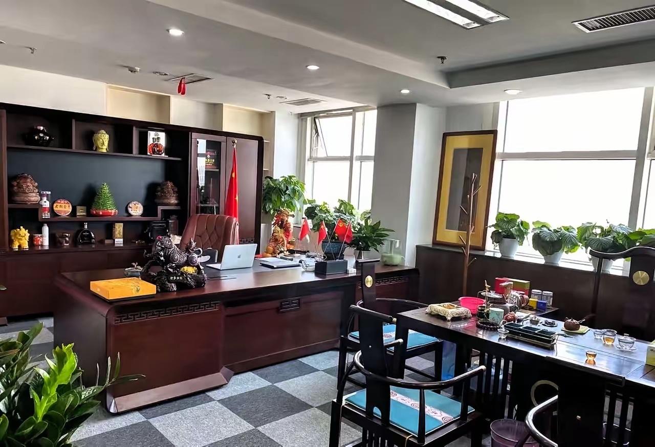 在500人的民营企业，这样的办公室车间主任可以办公吗