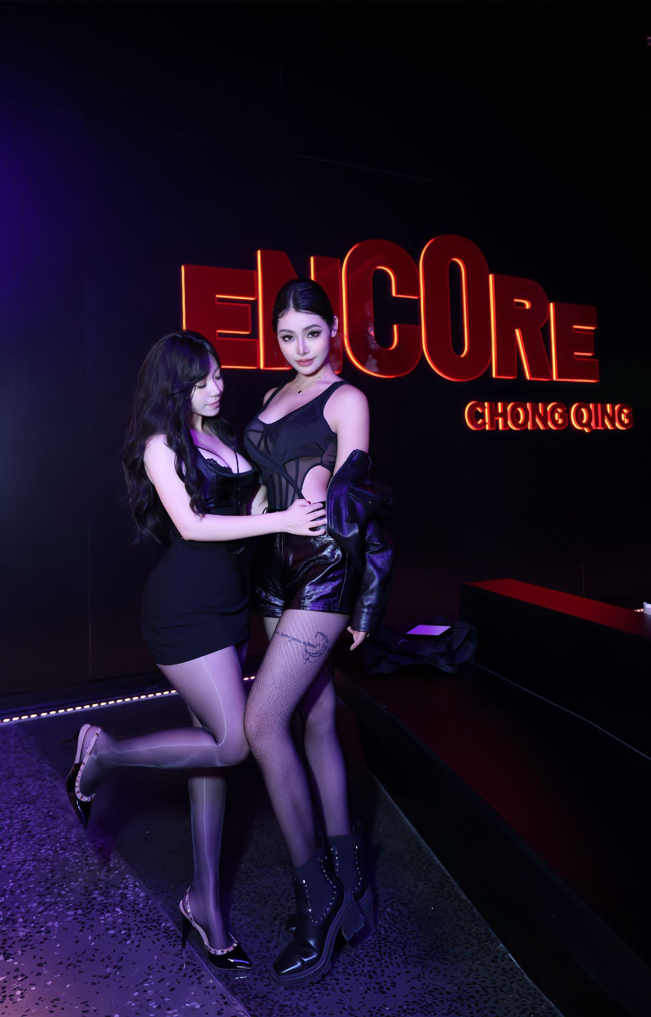 辣妹还得看重庆。ENCORELIVEHOUSE