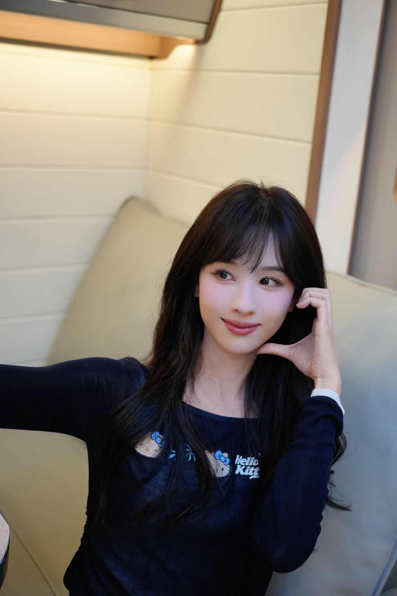 陈都灵 嘟家“偷偷拍”之努力练习自拍的老板🤳🏻 