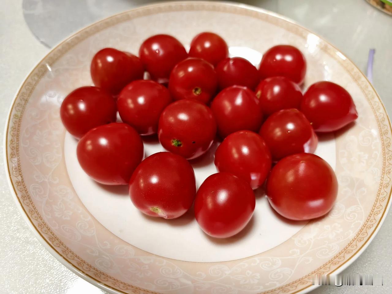 现在做啥事，不带脑子是肯定不行了。

今天刷手机，在某鱼上闲逛，希望能碰到心仪的