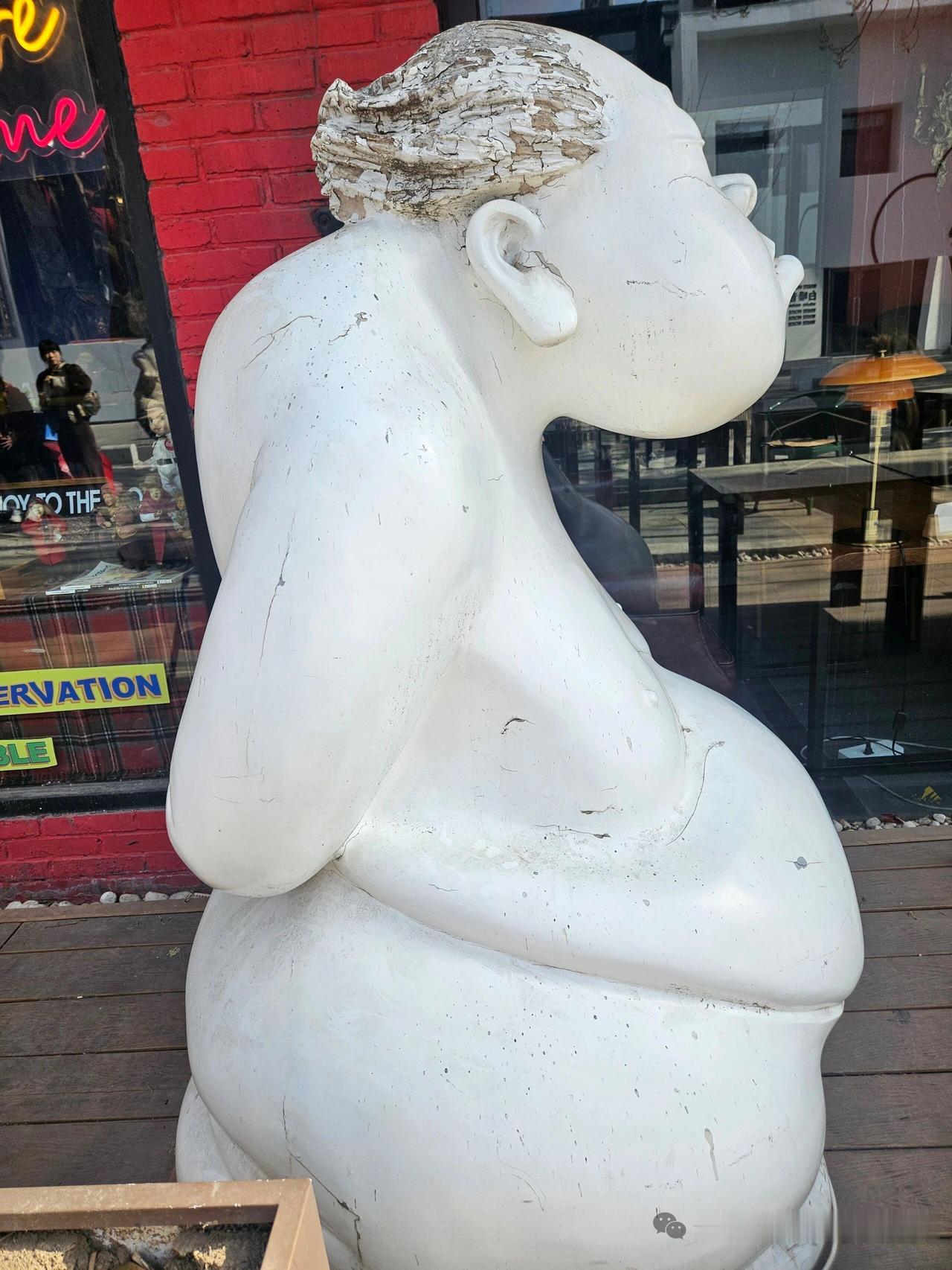 我就问你第一眼啥感脚？反正我是吃不下饭了。