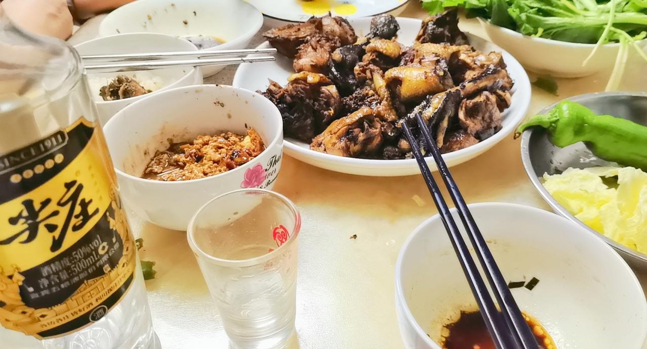 低价好喝的纯粮酒有哪些?瓶装酒30元以下很少是粮食酒，
为辨别真假，我最近在网上