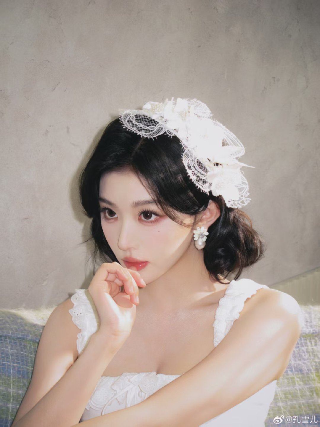 孔雪儿小小优雅一下孔雪儿优雅一下孔雪儿优雅一下 好好看哦！！！
