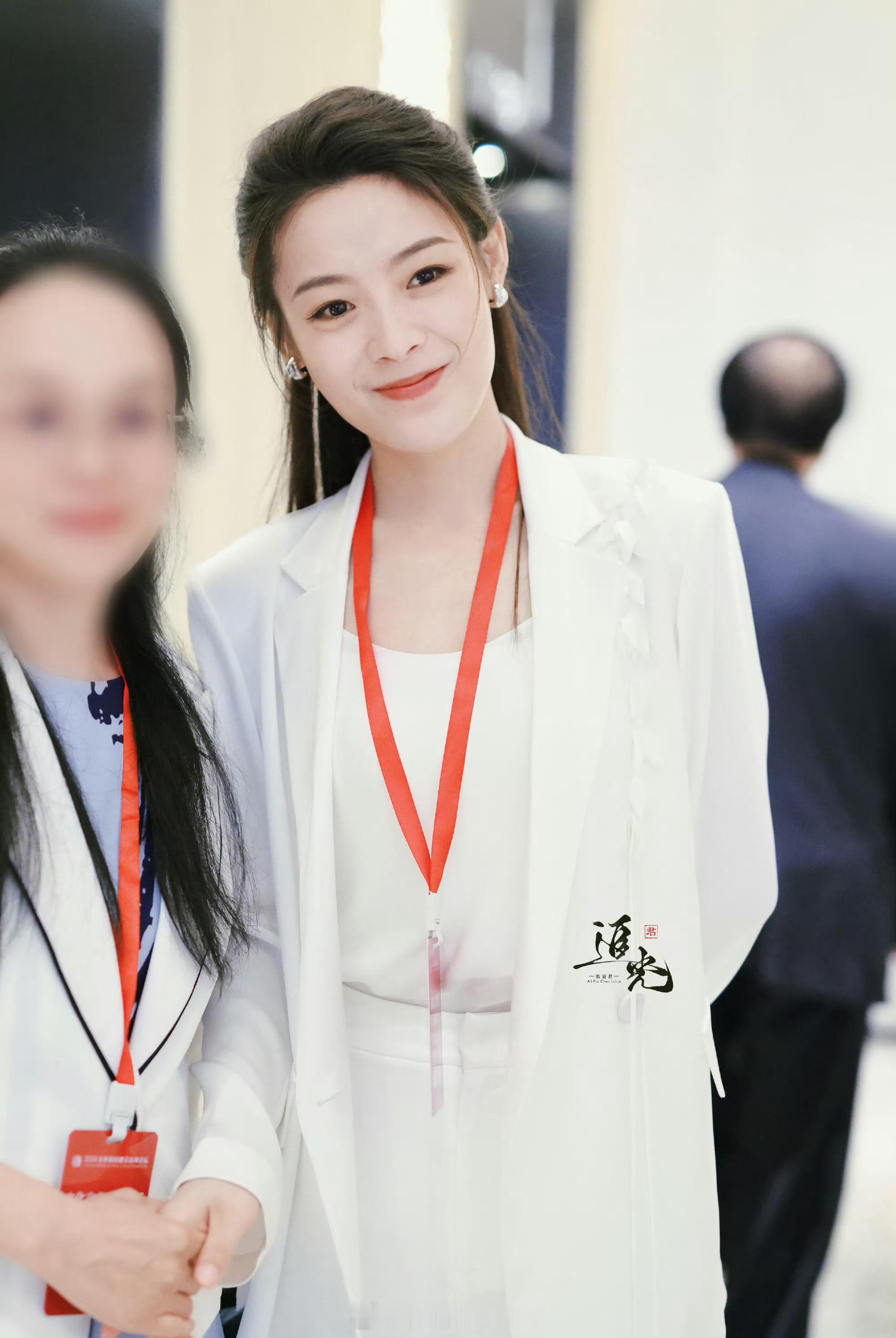 #你的体制内偶像来啦#我的体制内老公姐太帅了[送花花]㊗️君君以后越来越好 ​​