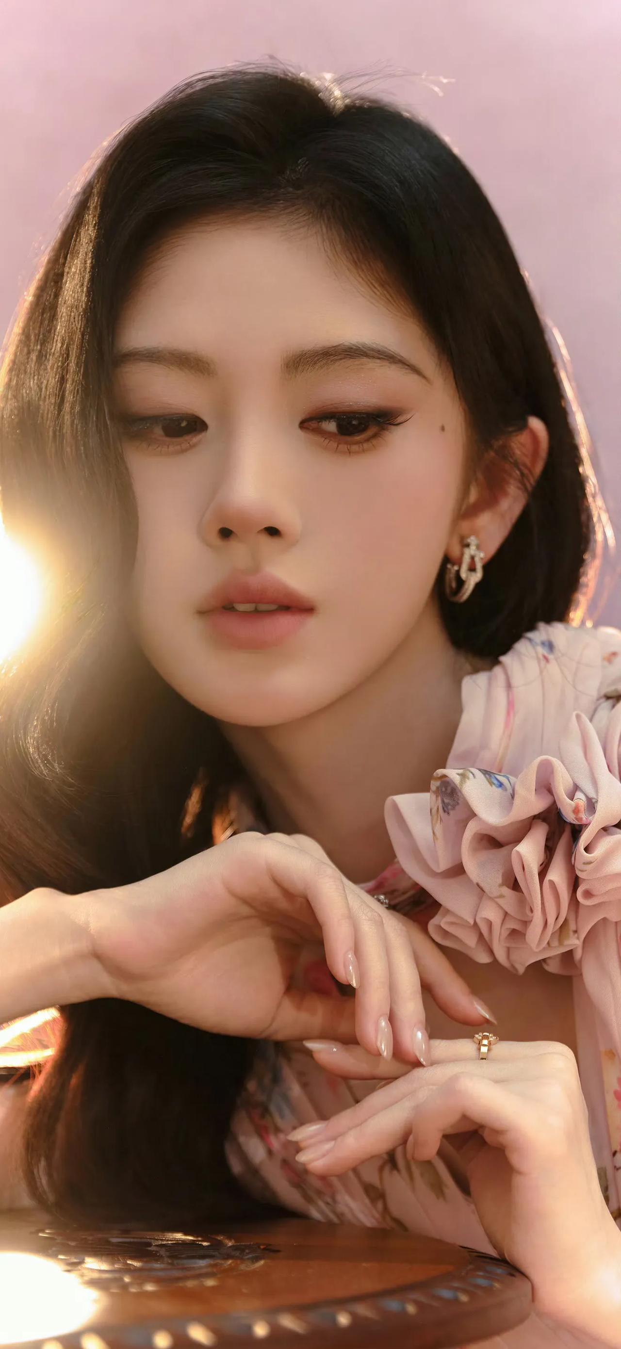 鞠婧祎