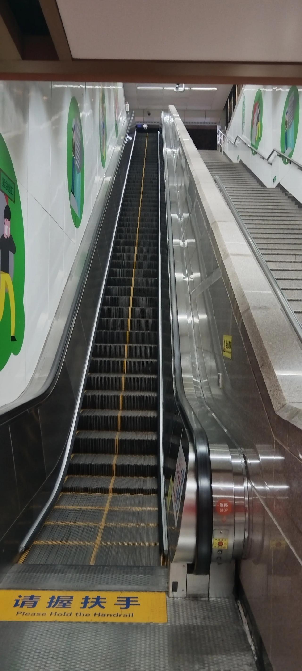 乘梯直达。