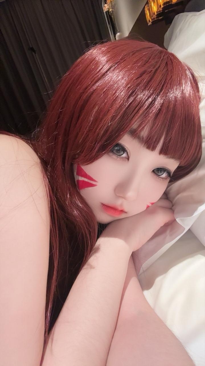 短暂的成为了她。世界很大，我很小，像我这样微小的能量希望可以遇到正确的...