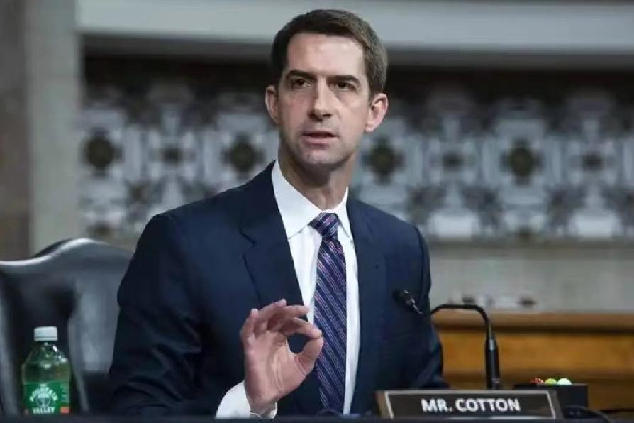 2月10日，共和党参议员汤姆·科顿对媒体说:“黎智英被判20年，是北京对西方人权