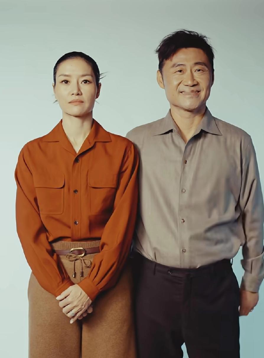 李娜姜山这波狗粮我先干了！
 
刷到李娜和姜山的这段小视频，真的被甜到了！
 