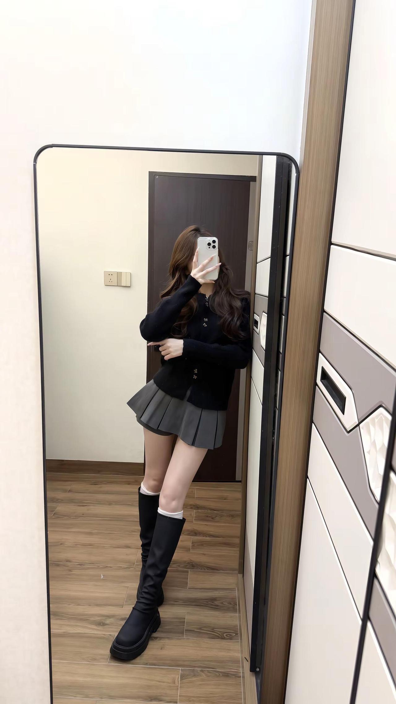 冬季内搭这样穿～论一条裙子的百搭性秋冬穿搭 针织毛衣 大衣内搭