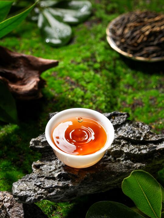 春水煎茶，将山中鲜意捧在手心