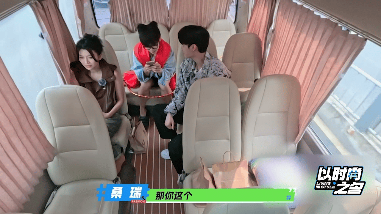 刘昊源拒绝在综艺当花瓶  以时尚之名   在谈论到参加《以时尚之名》不说话的话是