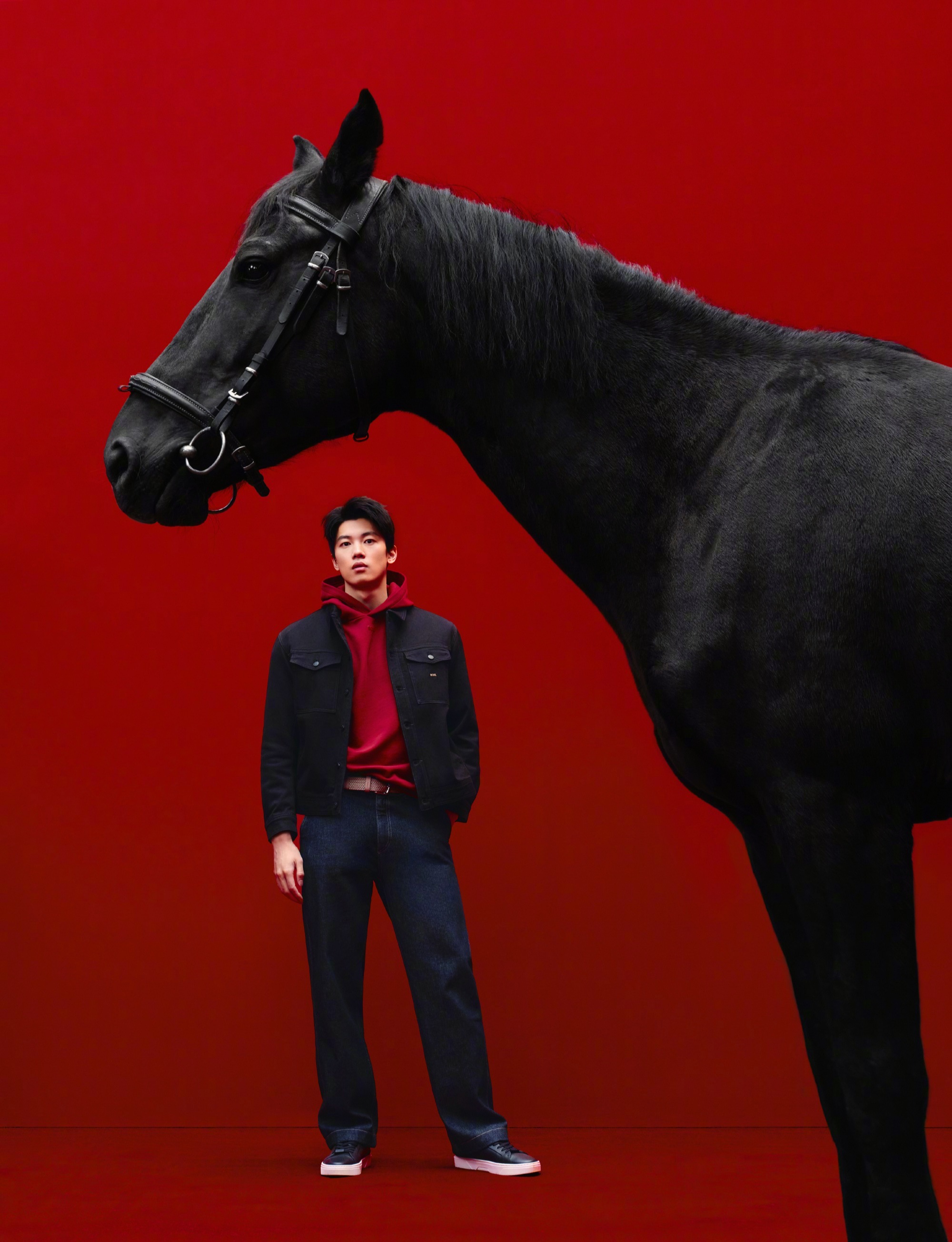 汪顺 × Boss 2026新春广告大片汪顺倾情诠释BOSS马年新春系列，巧妙融